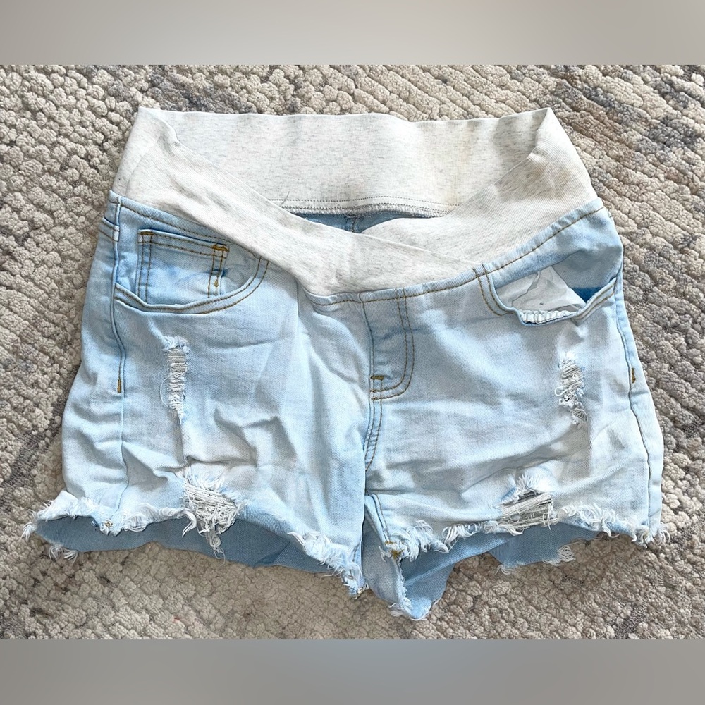 SHEIN maternity shorts